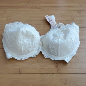 NWT Victoria secret bra 34B
